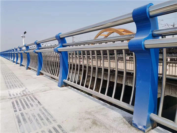 永州304不锈钢复合管护栏的生产工艺揭秘